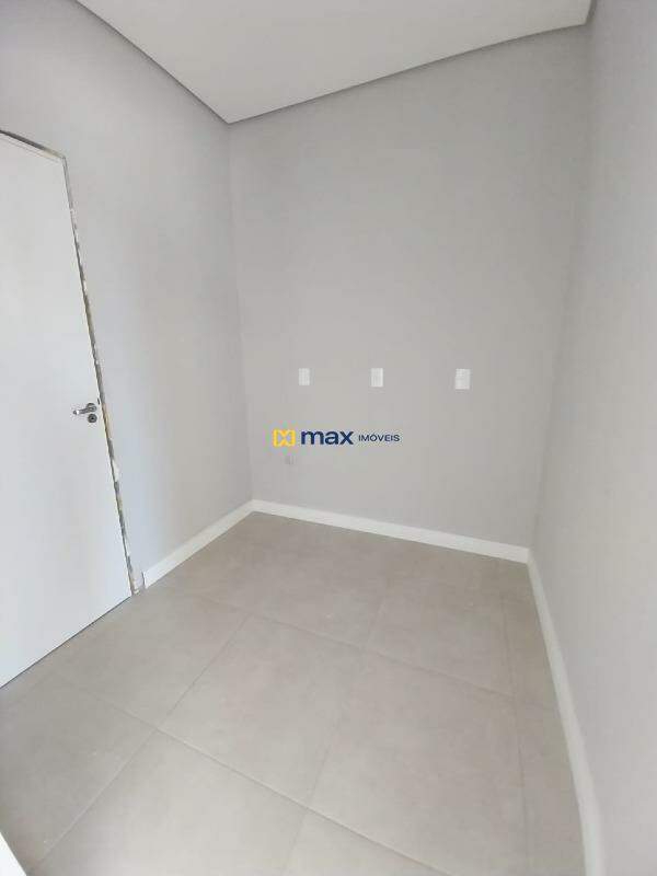 Sala para aluguel no Carvalho: Espaço para cozinha