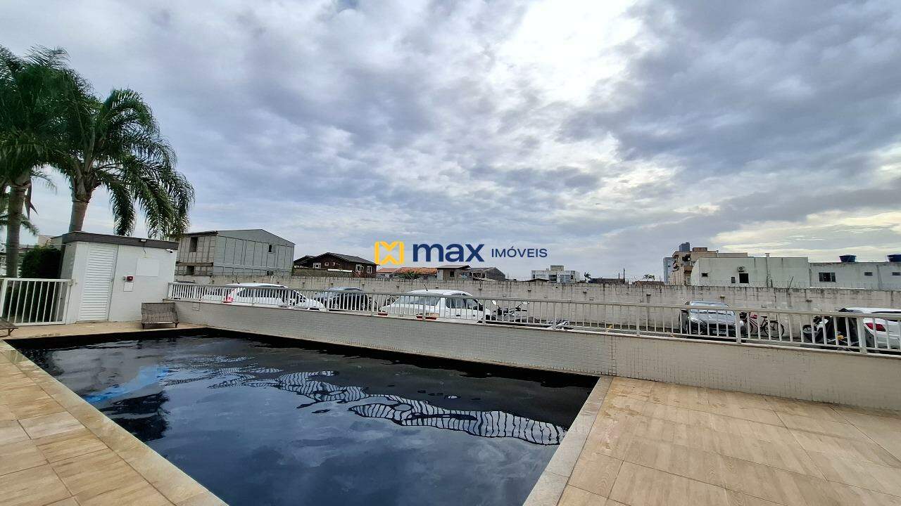 Apartamento à venda no Cidade Nova: Piscina
