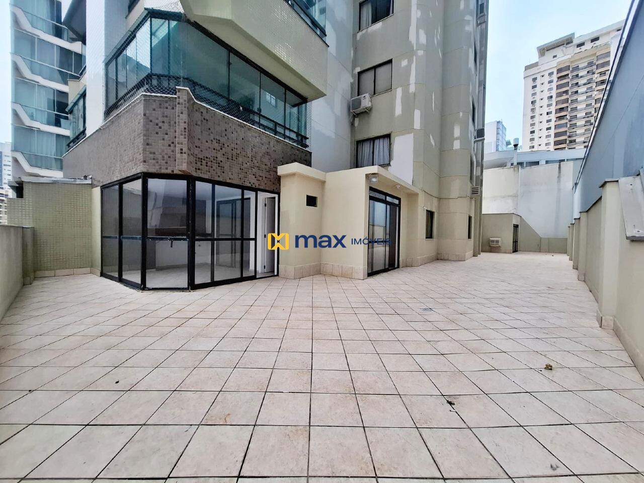 Apartamento à venda no Centro: Área externa