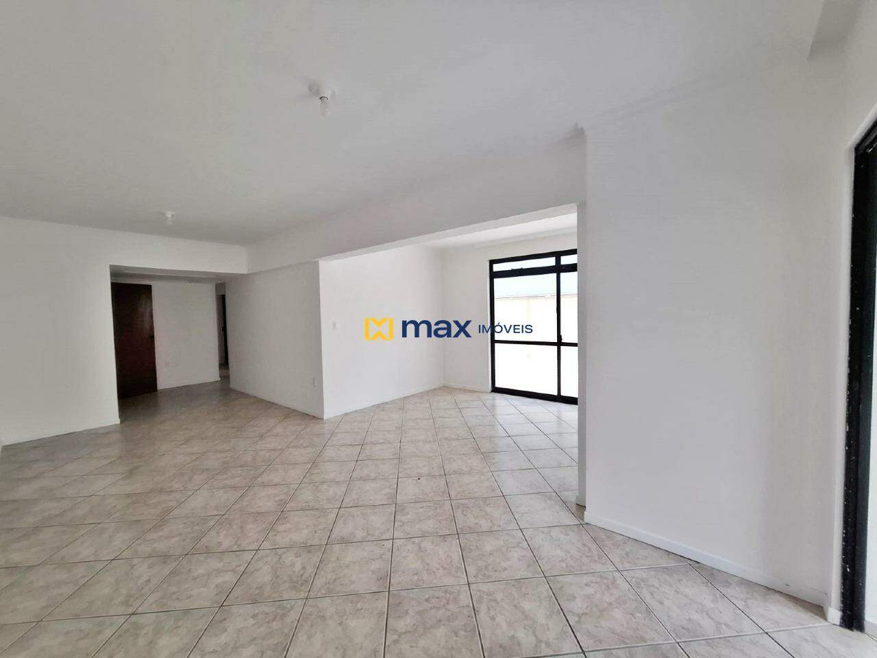 Apartamento à venda no Centro: Sala de Estar 2 ambientes