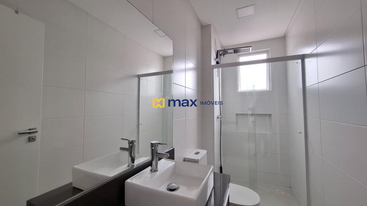 Apartamento à venda no Fazendinha: Banheiro social