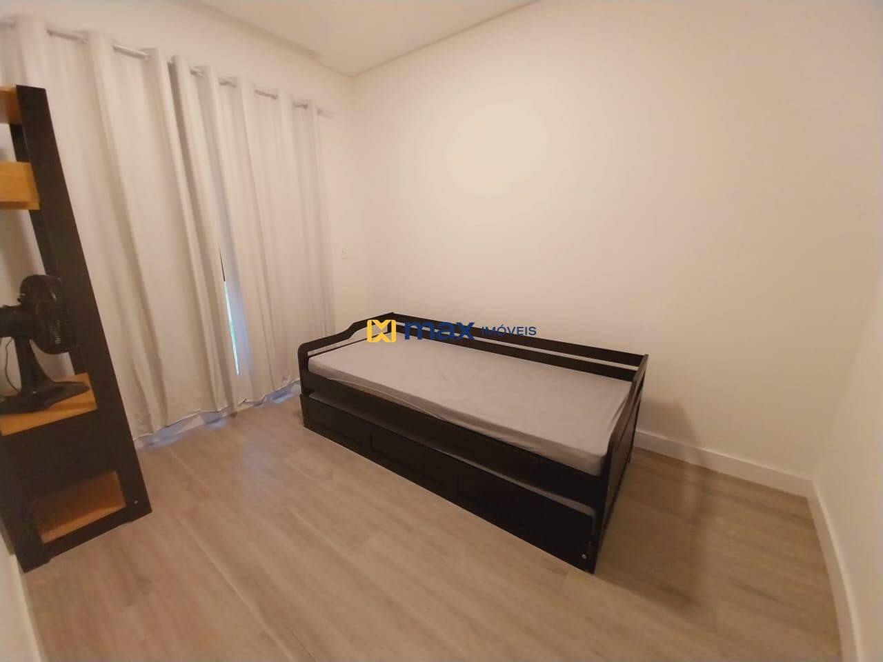 Apartamento para aluguel no Praia Brava: dormitório