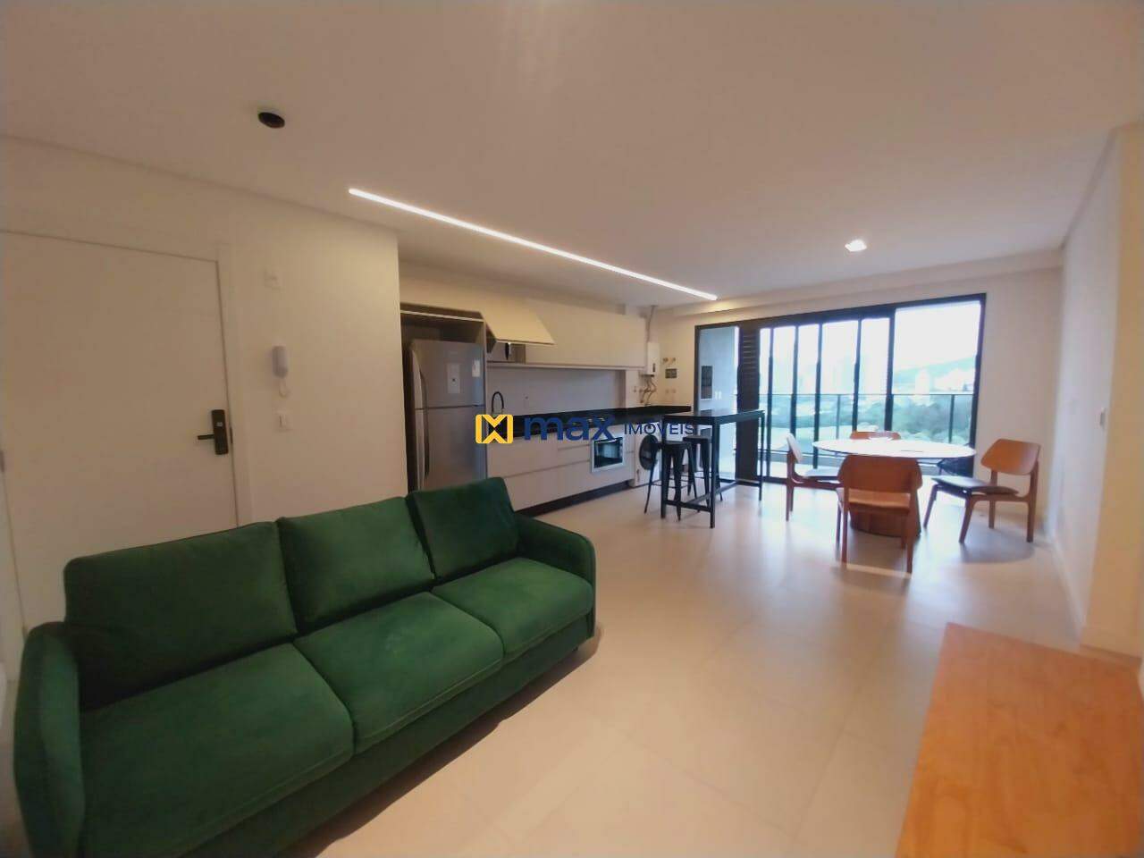 Apartamento para aluguel no Praia Brava: Sala de estar/jantar e cozinha