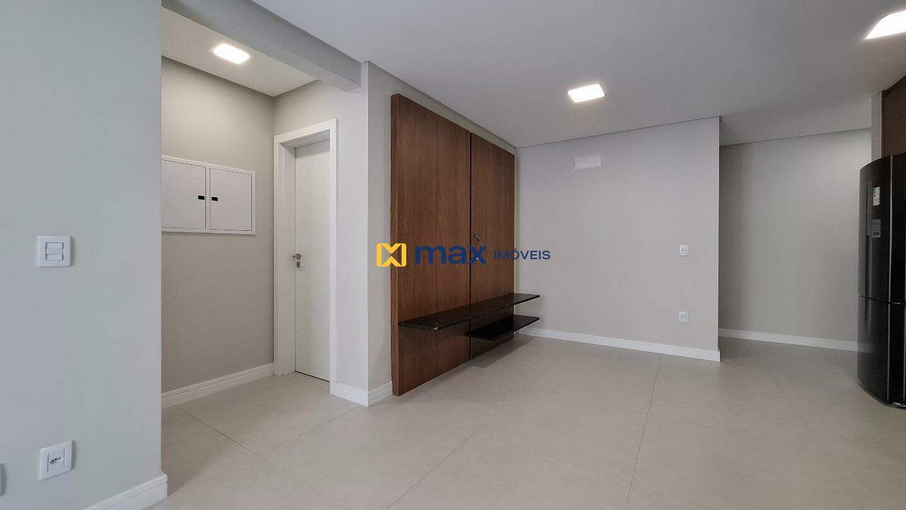 Apartamento à venda no Centro: Living integrado