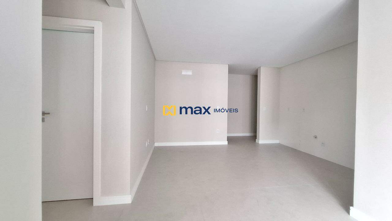 Apartamento à venda no Centro: Living integrado