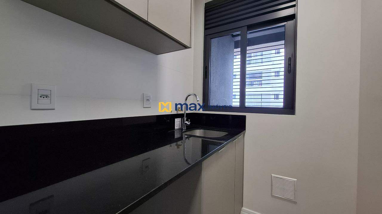 Apartamento à venda no Centro: Lavanderia