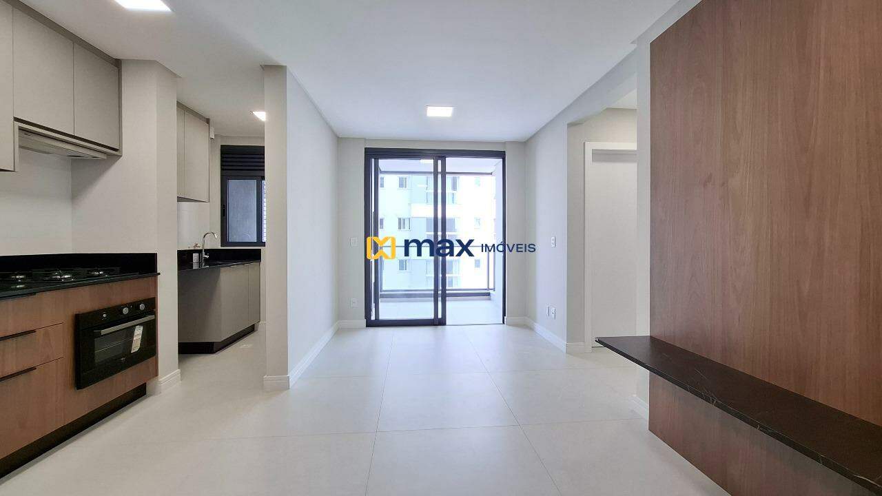 Apartamento à venda no Centro: Living integrado