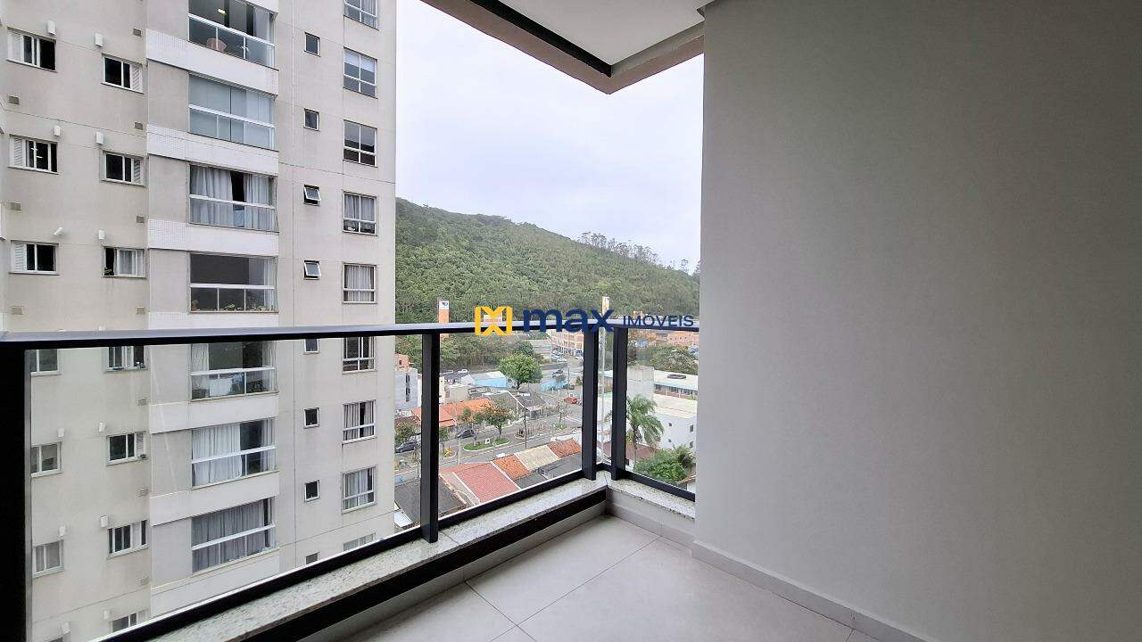 Apartamento à venda no Centro: Sacada com churrasqueira