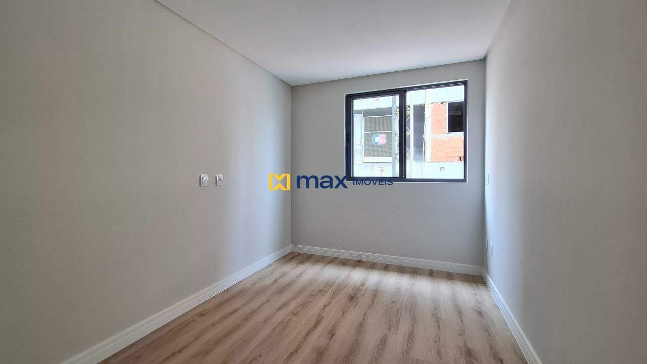 Apartamento à venda no Centro: Suíte 2