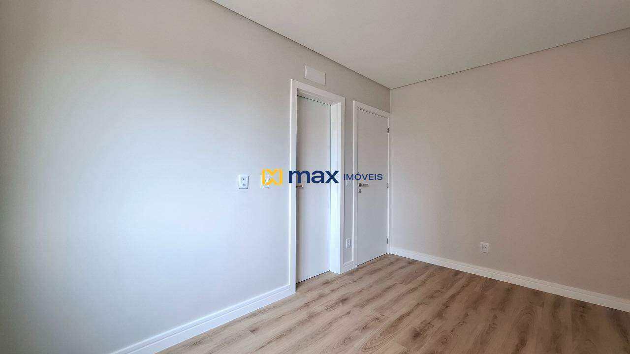 Apartamento à venda no Centro: Suíte 2