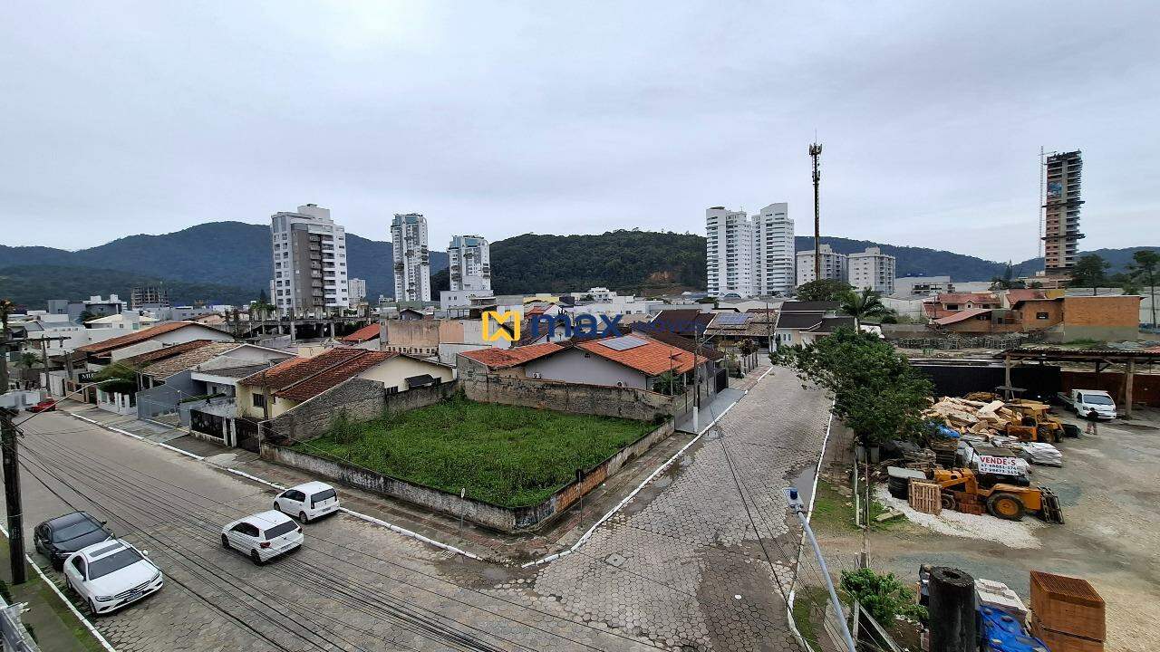 Apartamento para aluguel no Carvalho: Vista Sacada