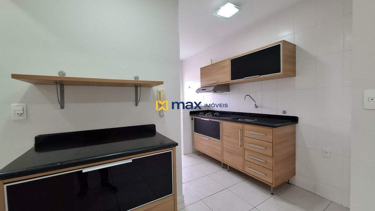 Apartamento para aluguel no Carvalho: Cozinha