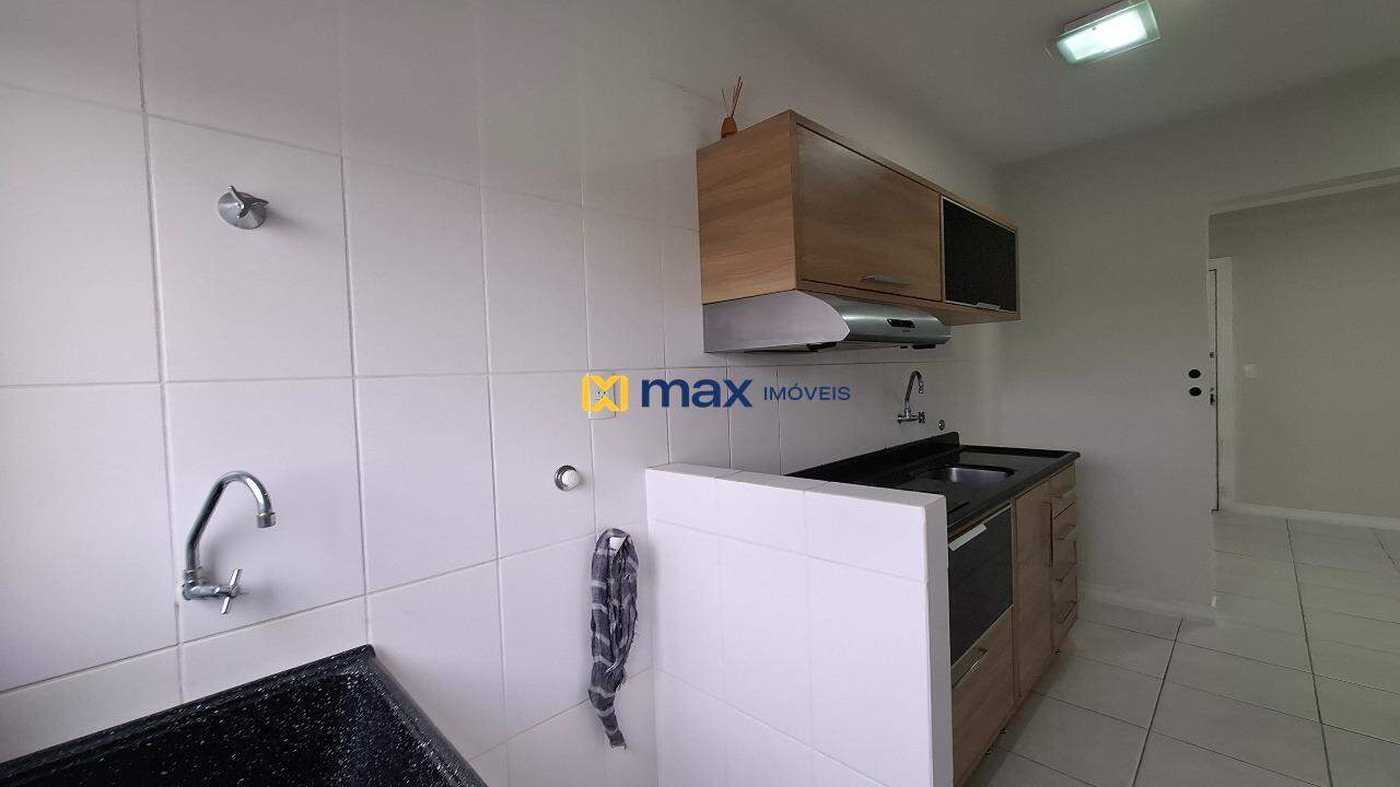 Apartamento para aluguel no Carvalho: Cozinha/ Lavanderia