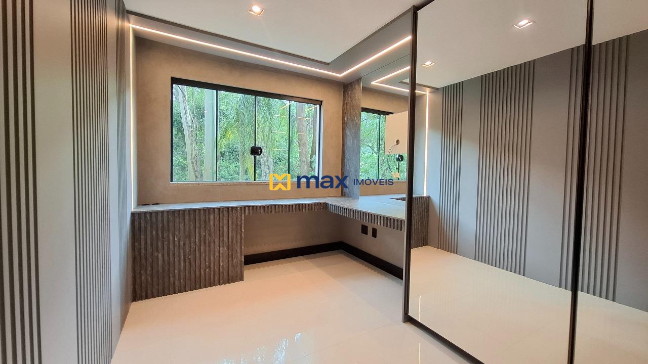 Apartamento à venda no Cabeçudas: Suíte 1