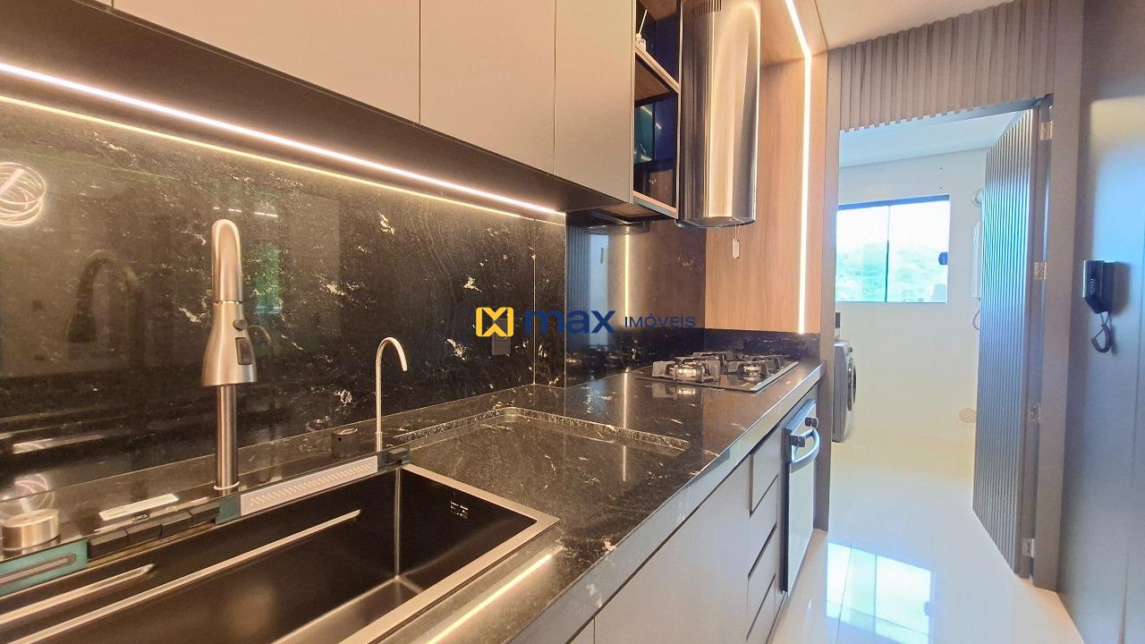 Apartamento à venda no Cabeçudas: Cozinha