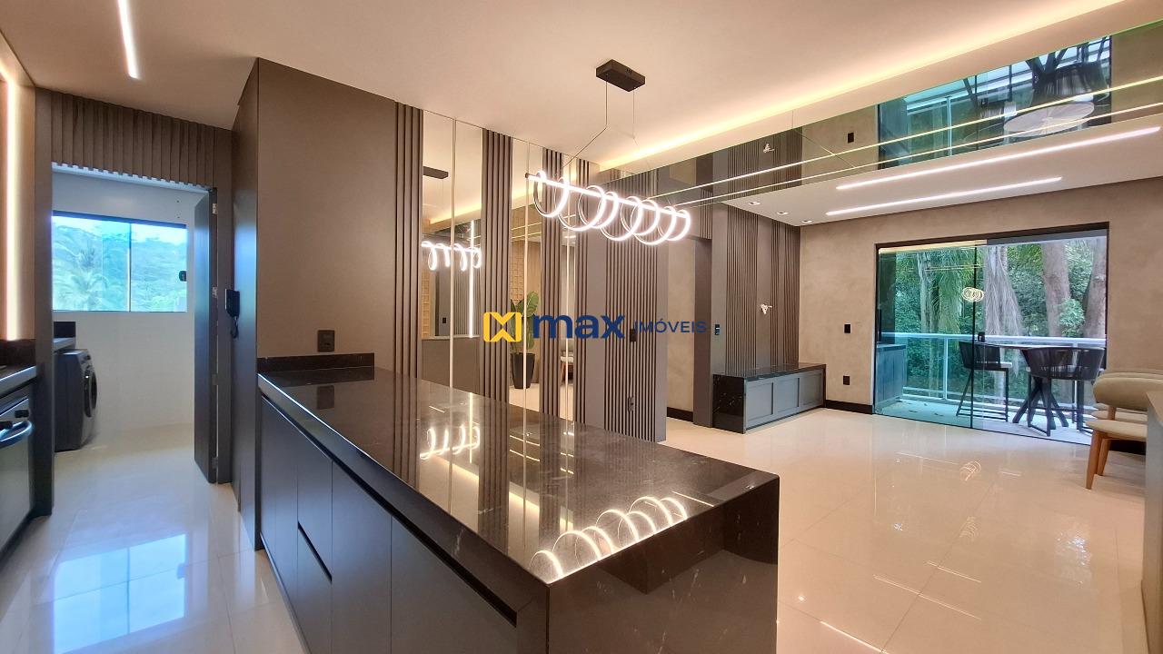 Apartamento à venda no Cabeçudas: Living integrado