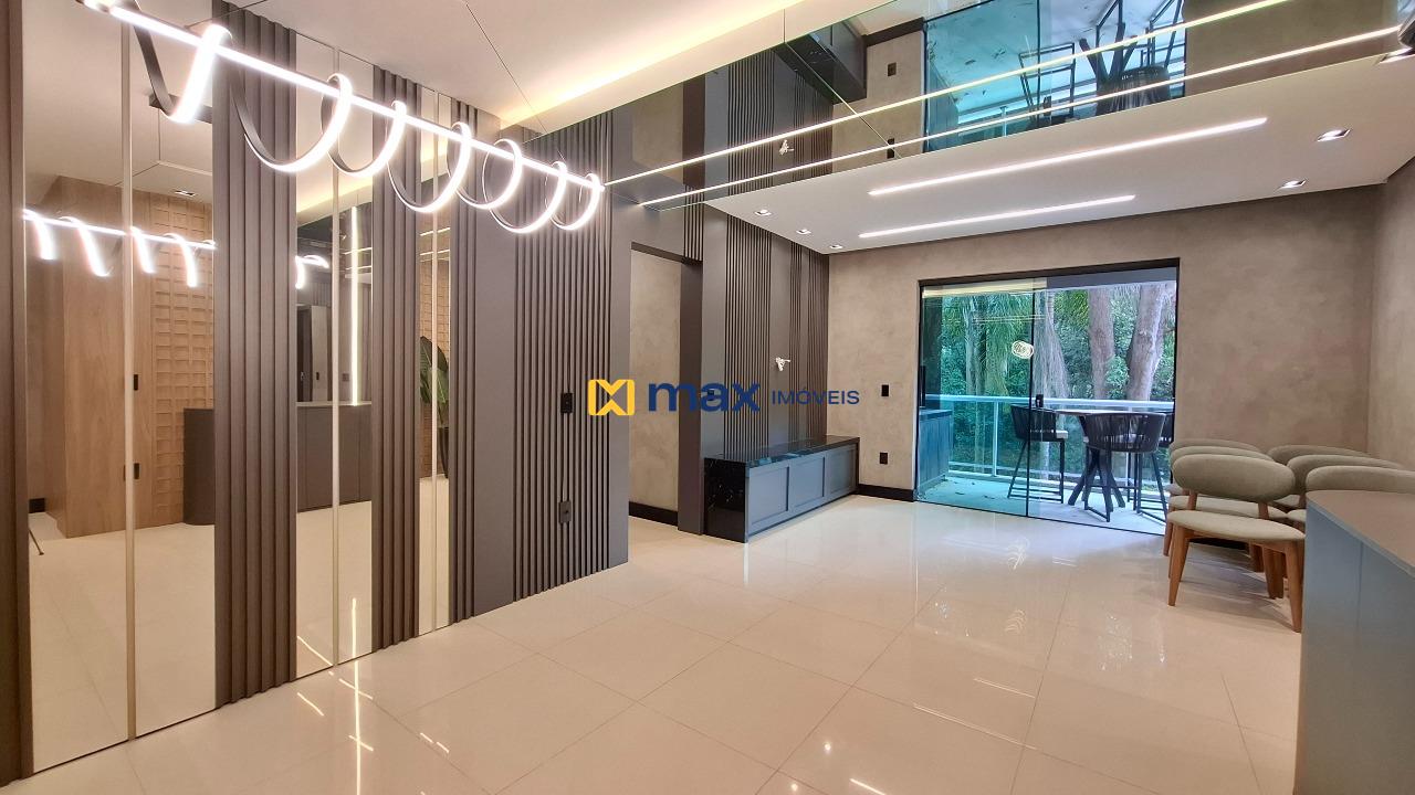 Apartamento à venda no Cabeçudas: Living integrado