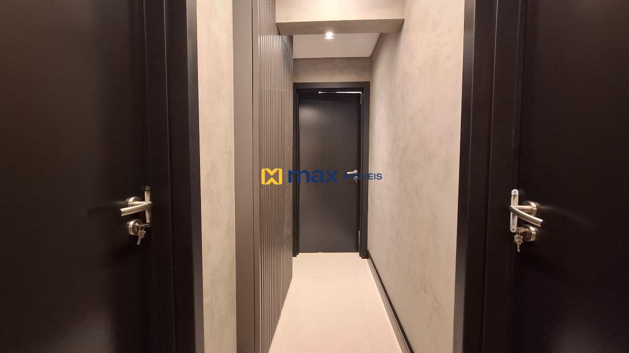 Apartamento à venda no Cabeçudas: Corredor