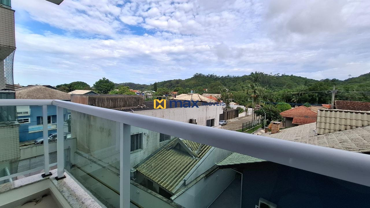 Apartamento à venda no Cabeçudas: Sacada suíte 2