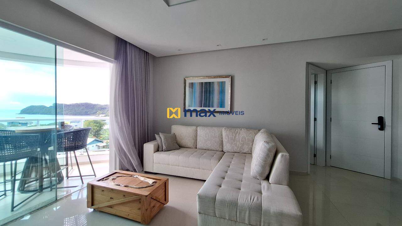 Apartamento à venda no Cabeçudas: Living integrado