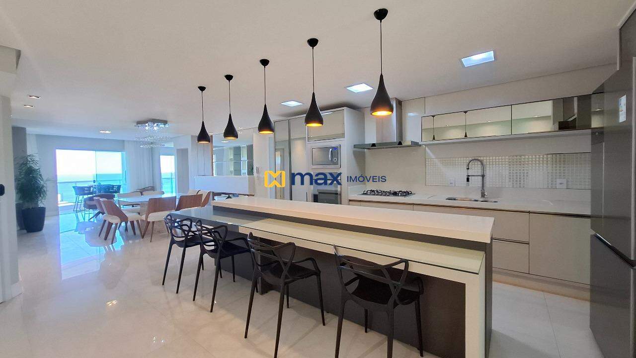 Apartamento à venda no Cabeçudas: Living integrado