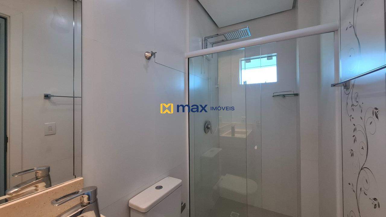 Apartamento à venda no Cabeçudas: Banheiro suíte 3
