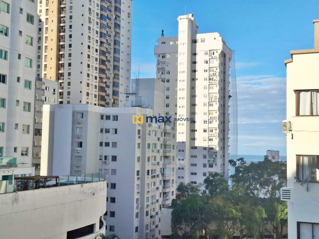 Apartamento para aluguel no Centro: Vista Parcial do Mar