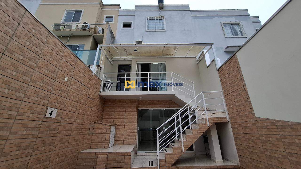 Casa à venda no Fazendinha: Área externa