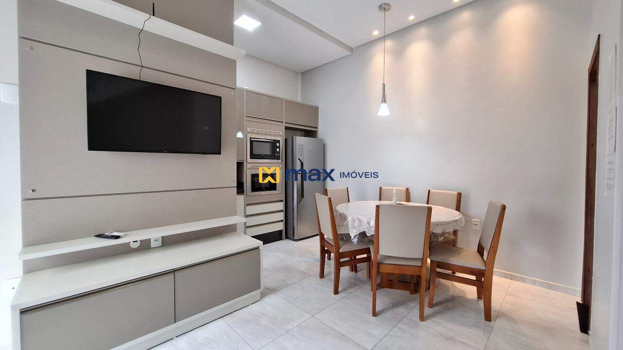 Casa à venda no Fazendinha: Living integrado