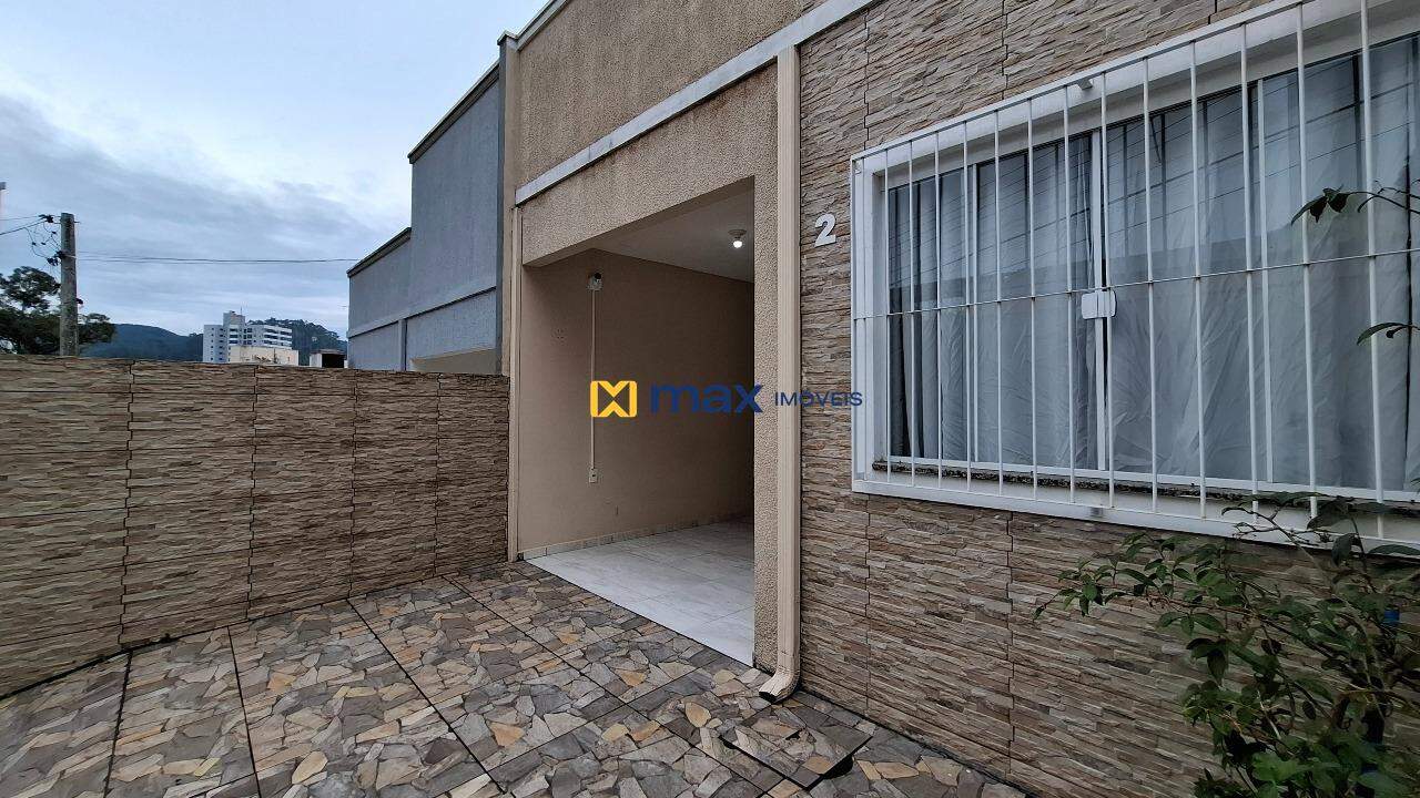 Casa à venda no Fazendinha: Área externa 