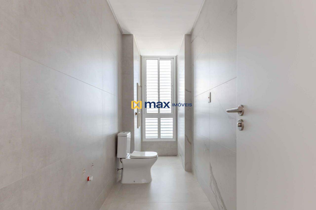 Apartamento à venda no Praia Brava: Banheiro suíte 2