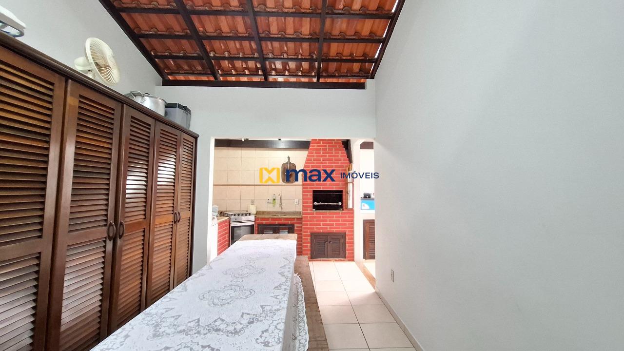 Casa à venda no Fazendinha: Área de lazer com churrasqueira