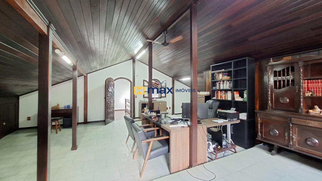 Casa à venda no Fazendinha: Escritório