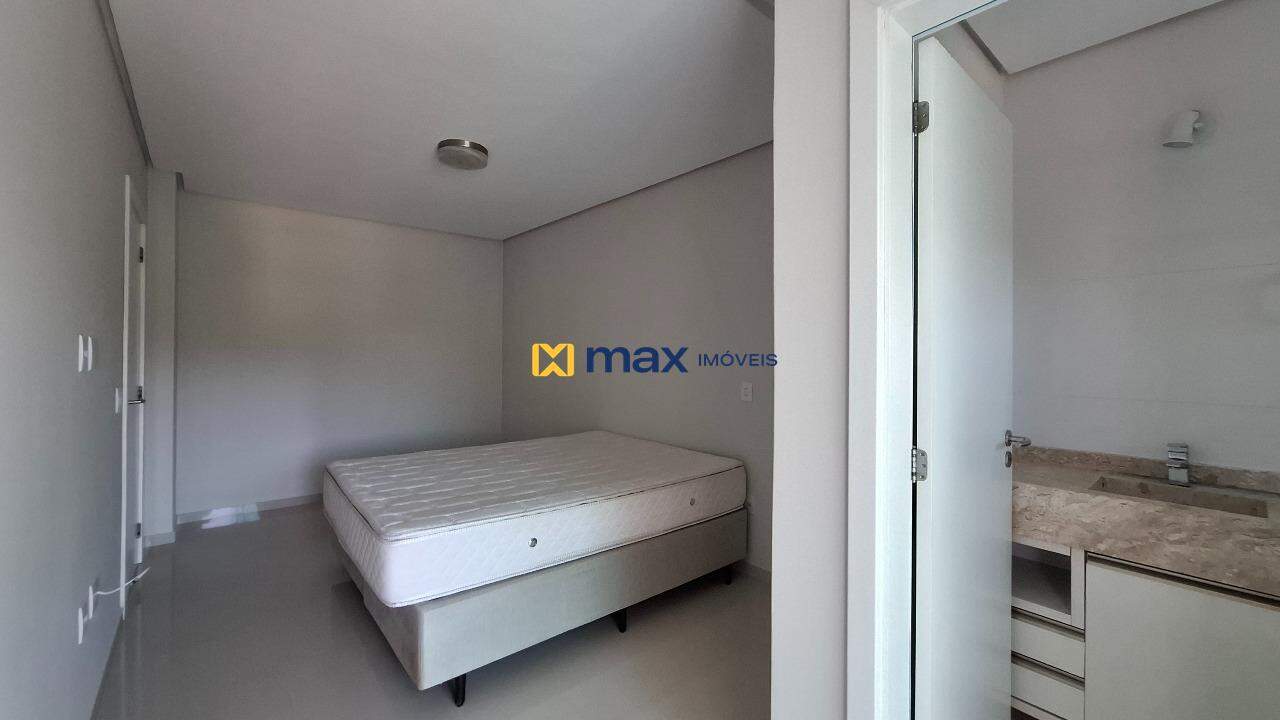 Apartamento à venda no Cabeçudas: Suíte 2