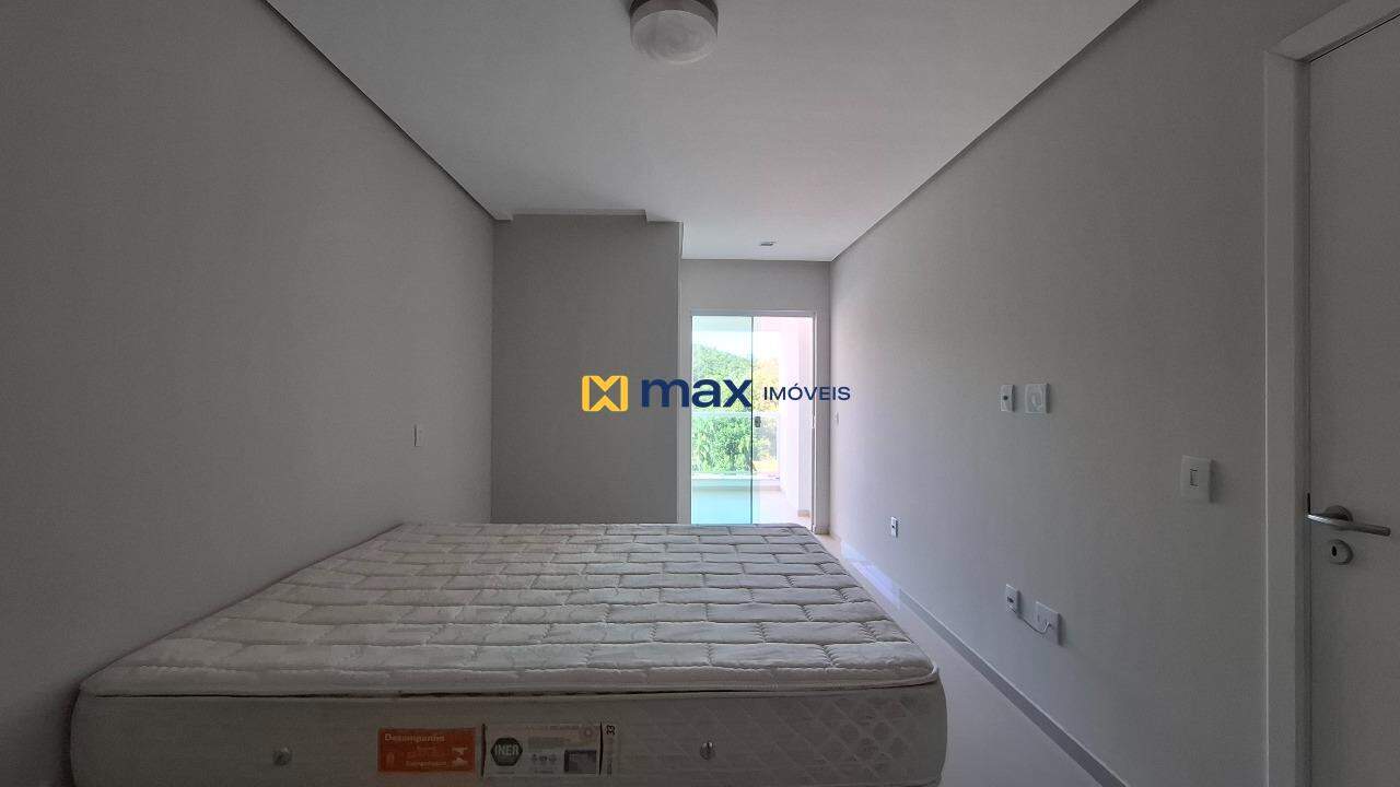 Apartamento à venda no Cabeçudas: Suíte 2