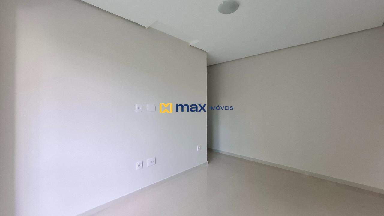 Apartamento à venda no Cabeçudas: Suíte 3