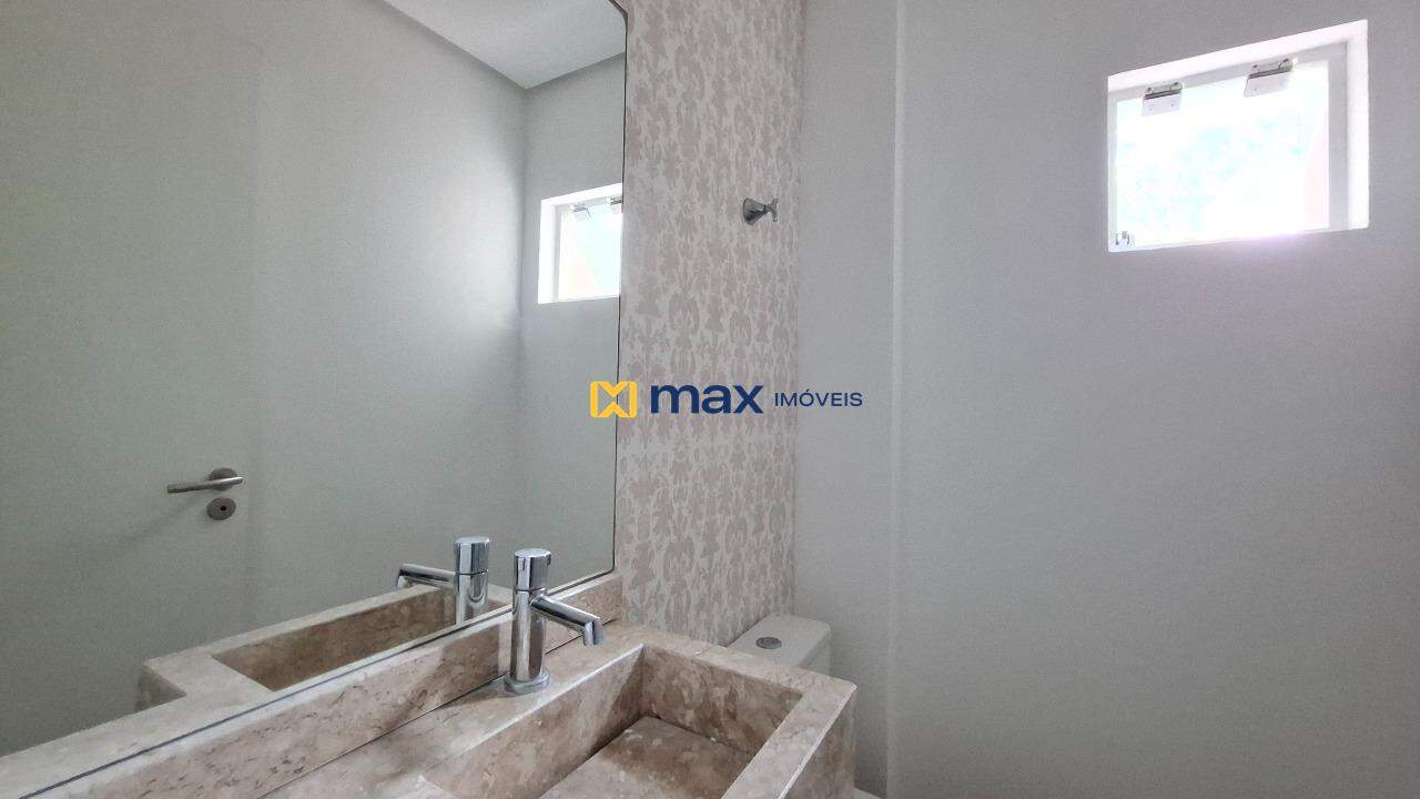 Apartamento à venda no Cabeçudas: Lavabo