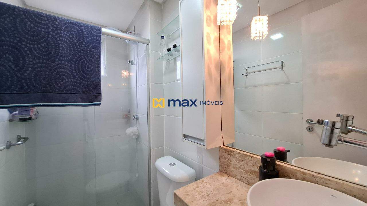 Apartamento à venda no Cidade Nova: Banheiro social