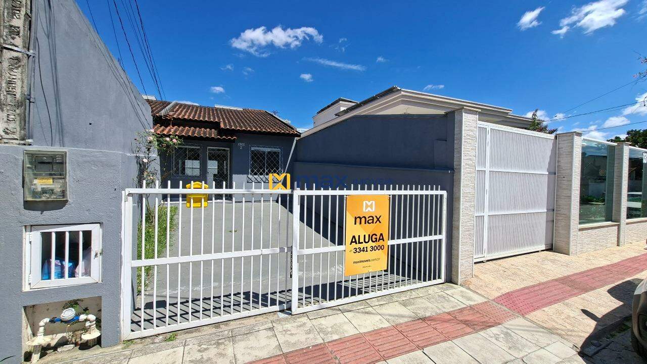 Casa para aluguel no Santa Regina: Fachada