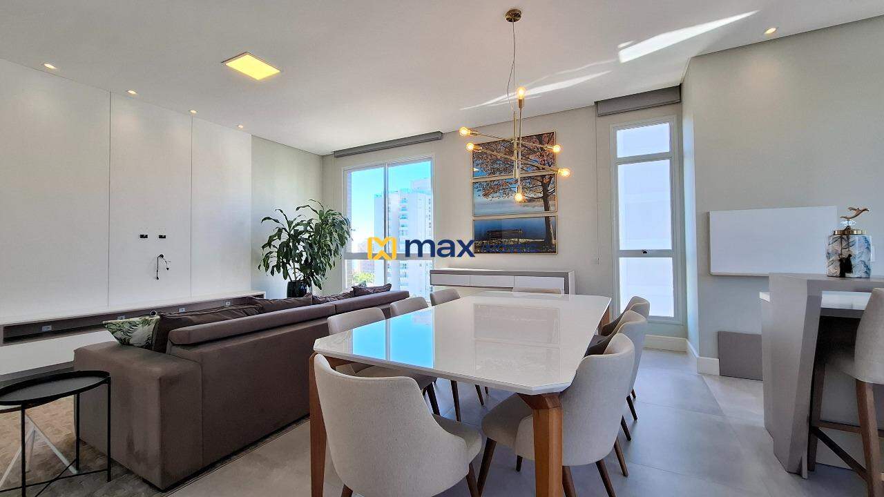 Apartamento para aluguel no Praia Brava: Living integrado