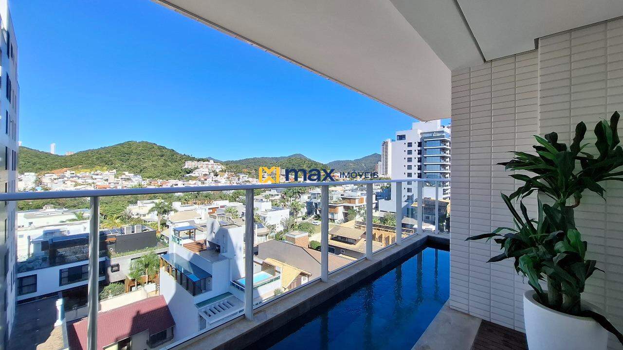 Apartamento para aluguel no Praia Brava: Piscina