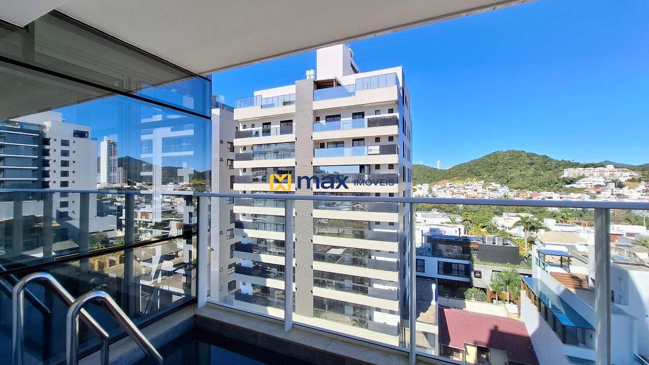 Apartamento para aluguel no Praia Brava: Piscina
