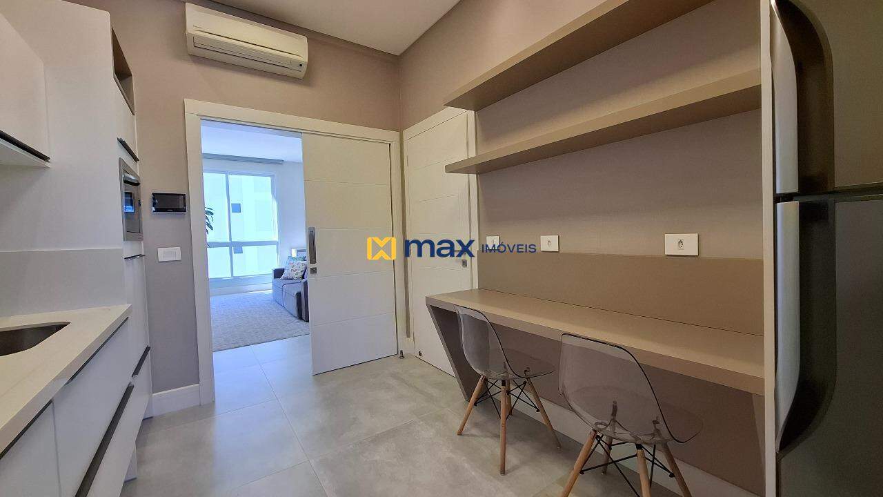 Apartamento para aluguel no Praia Brava: Cozinha