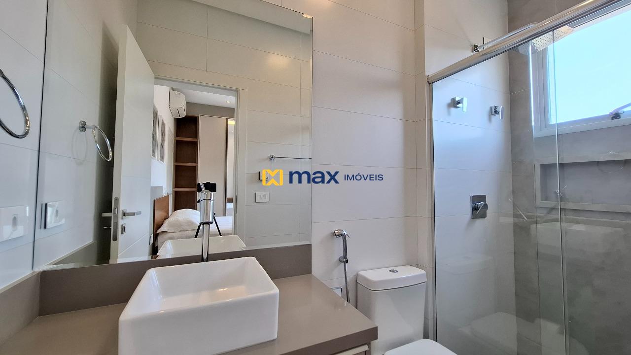 Apartamento para aluguel no Praia Brava: Banheiro suíte 2