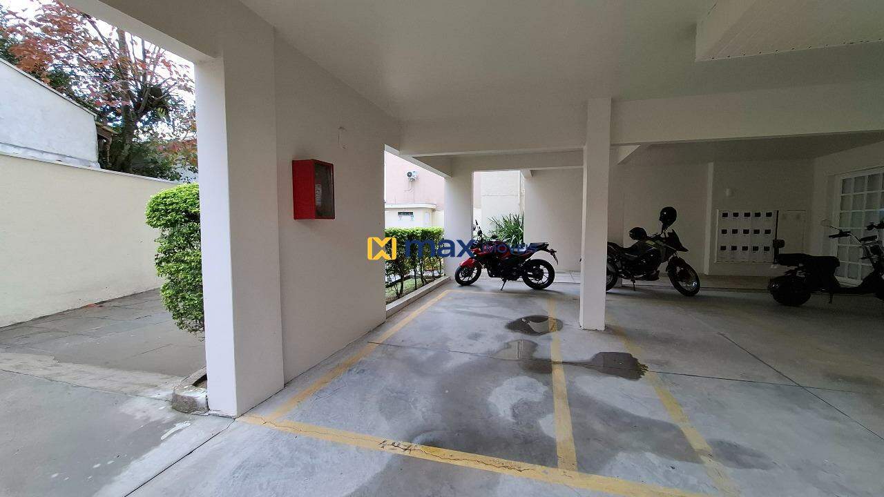 Apartamento para aluguel no Vila Operária: Garagem