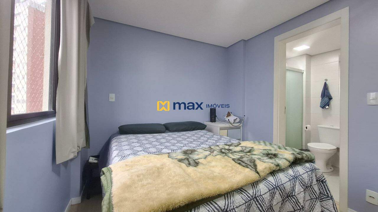 Apartamento à venda no Cordeiros: Suíte