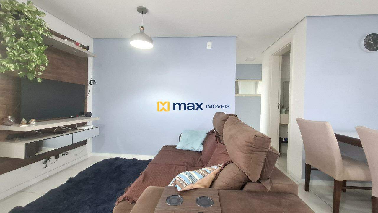 Apartamento à venda no Cordeiros: Living integrado
