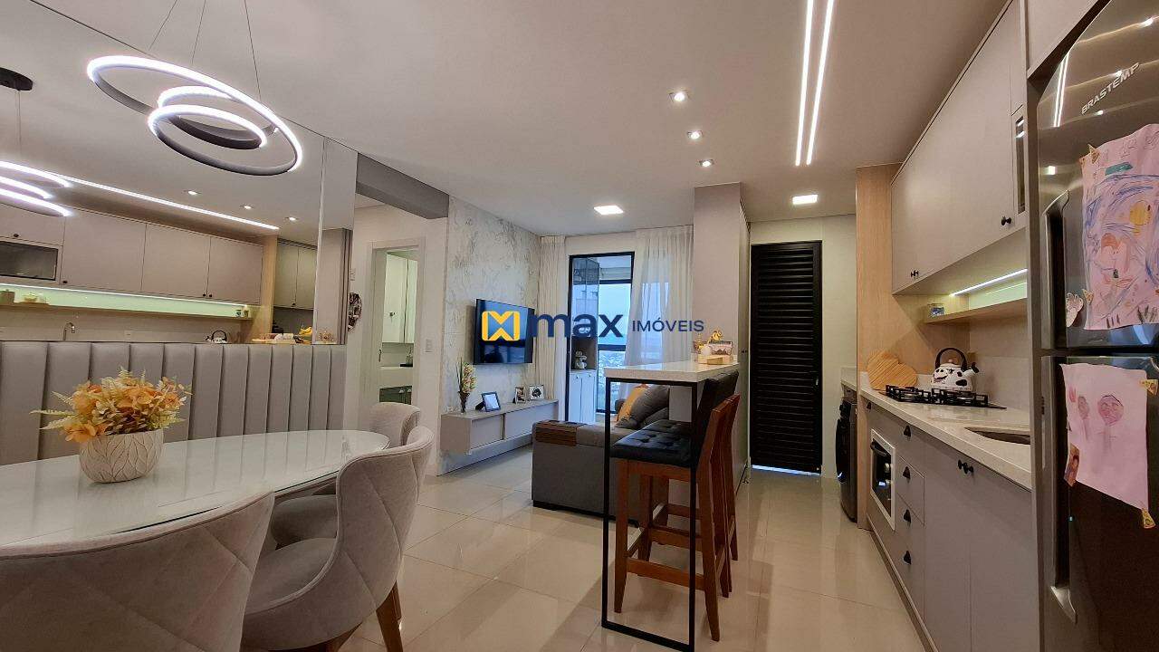 Apartamento à venda no São João: Living integrado