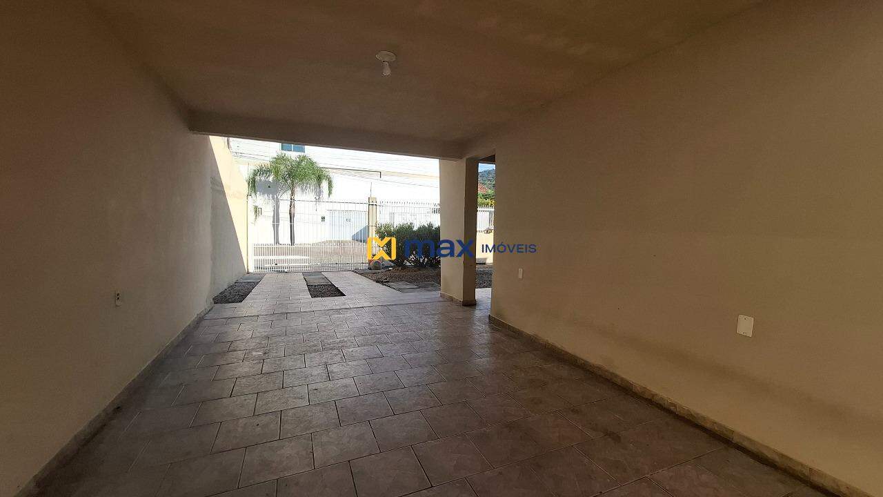 Casa à venda no Ressacada: Área externa