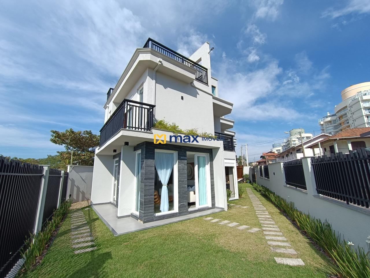 Casa à venda no Centro: 